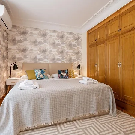 Apartment Belle Epoque On The Seafront San Sebastian