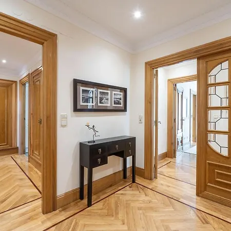 Apartment Belle Epoque On The Seafront San Sebastian
