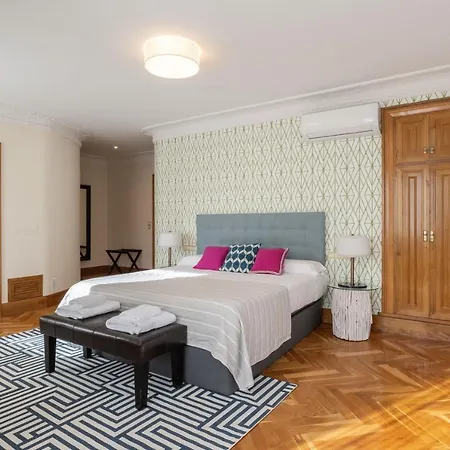 Apartment Belle Epoque On The Seafront San Sebastian